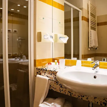 Relais Pomela 4*