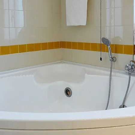 Relais Pomela Szálloda 4*
