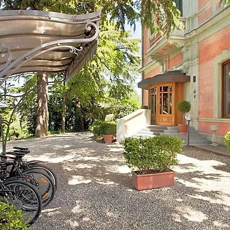 Hotel Relais Pomela 4*