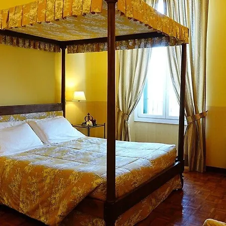 Relais Pomela 4*